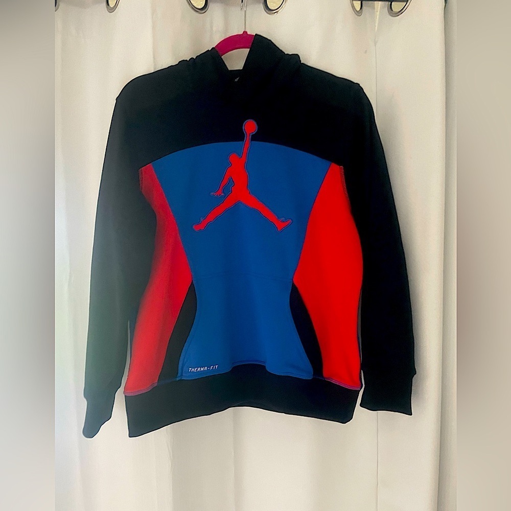 Jordan Boys Black, Red, and Blue Sweater with hoodie size XL boys